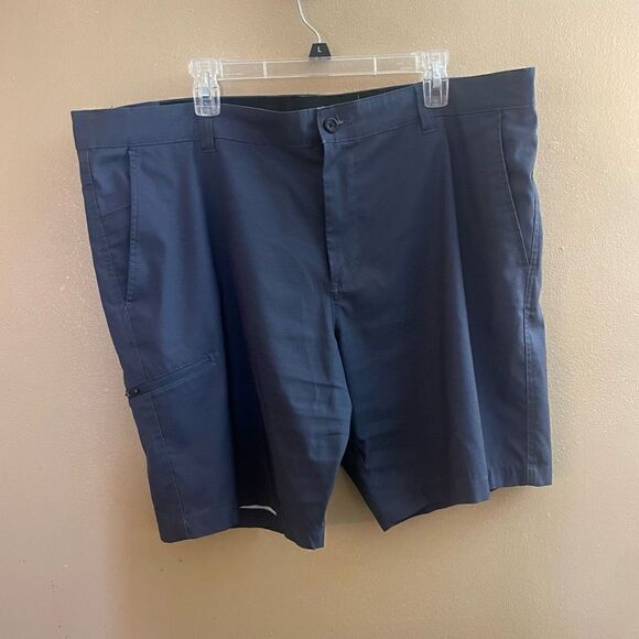Hawke & Co. Men’s Blue Cargo Shorts Size 40 - Picture 1 of 4